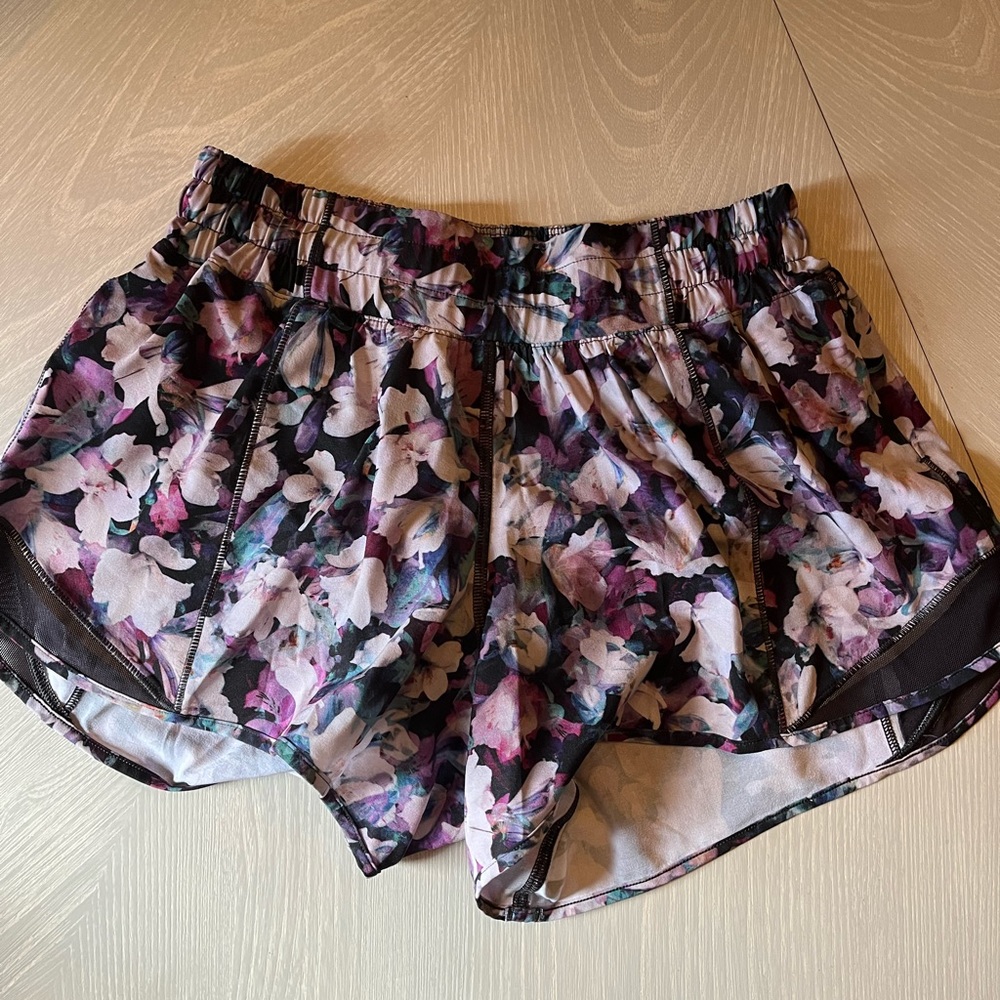 Lululemon size 2 floral print running shorts